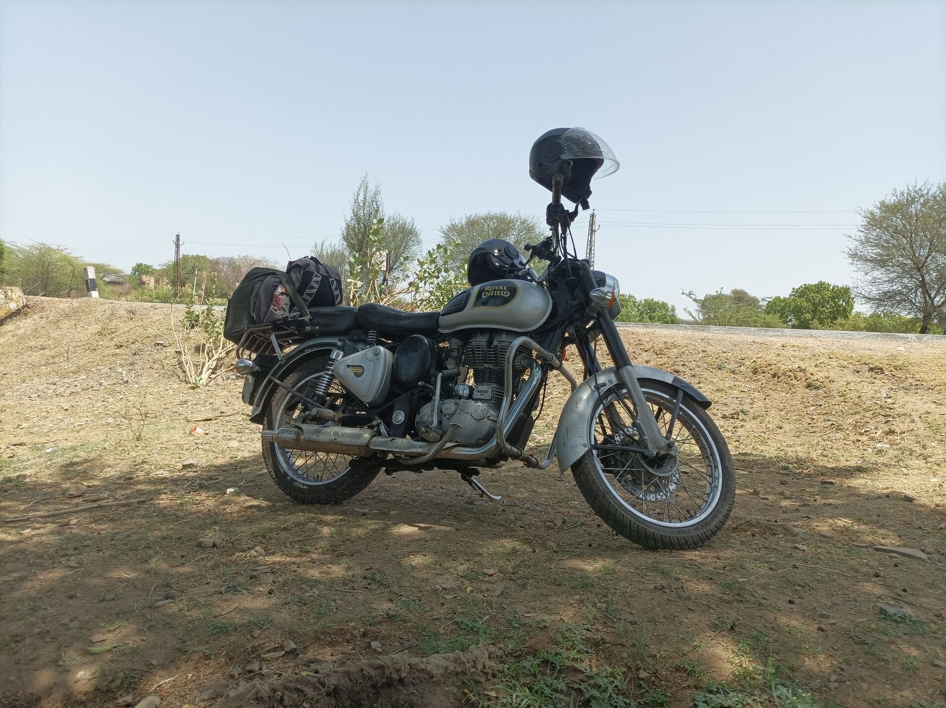 Exploring the Heartland: A Motorcycle Odyssey from Udaipur to Vadodara (Day-7)
